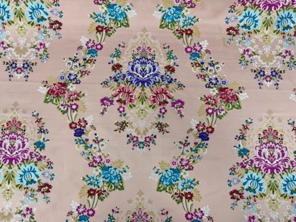 Corte tela fallera Vogue, de venta en Segles Indumentaria