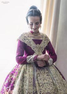 nerea lopez mestre fallera mayor infantil de valencia en la crida