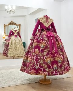 nerea lopez mestre fallera mayor infantil de valencia en la crida