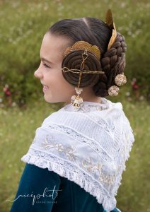 Marina Garcia Arribas, Fallera Mayor Infantil de Valencia 2024 en Segles Indumentaria Valenciana