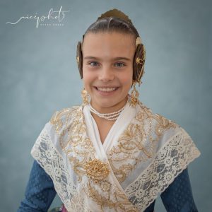 Marina Garcia Arribas, Fallera Mayor Infantil de Valencia 2024 en Segles Indumentaria Valenciana