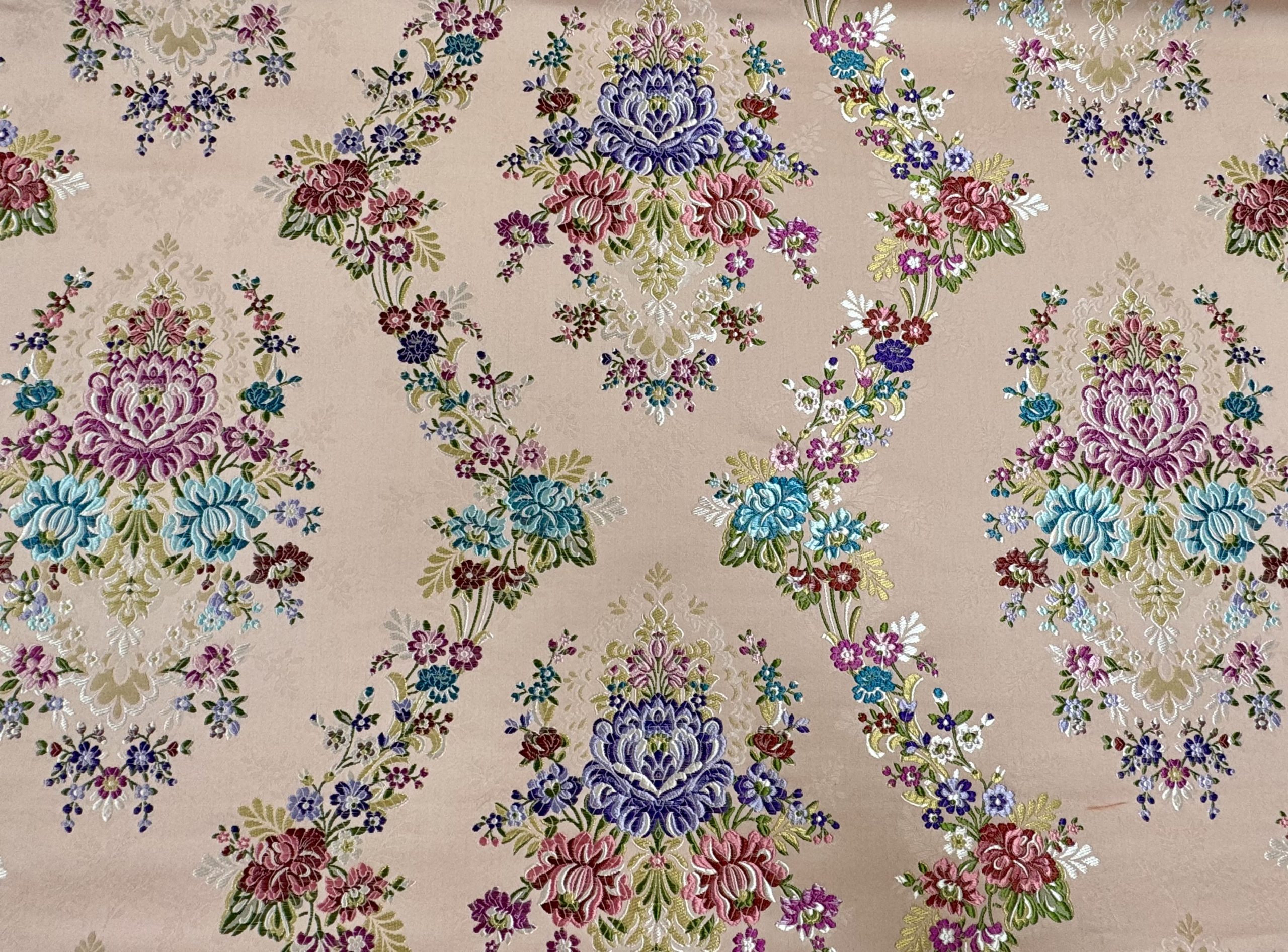 Corte Tela de Fallera Vogue, de venta en Segles Indumentaria Valenciana