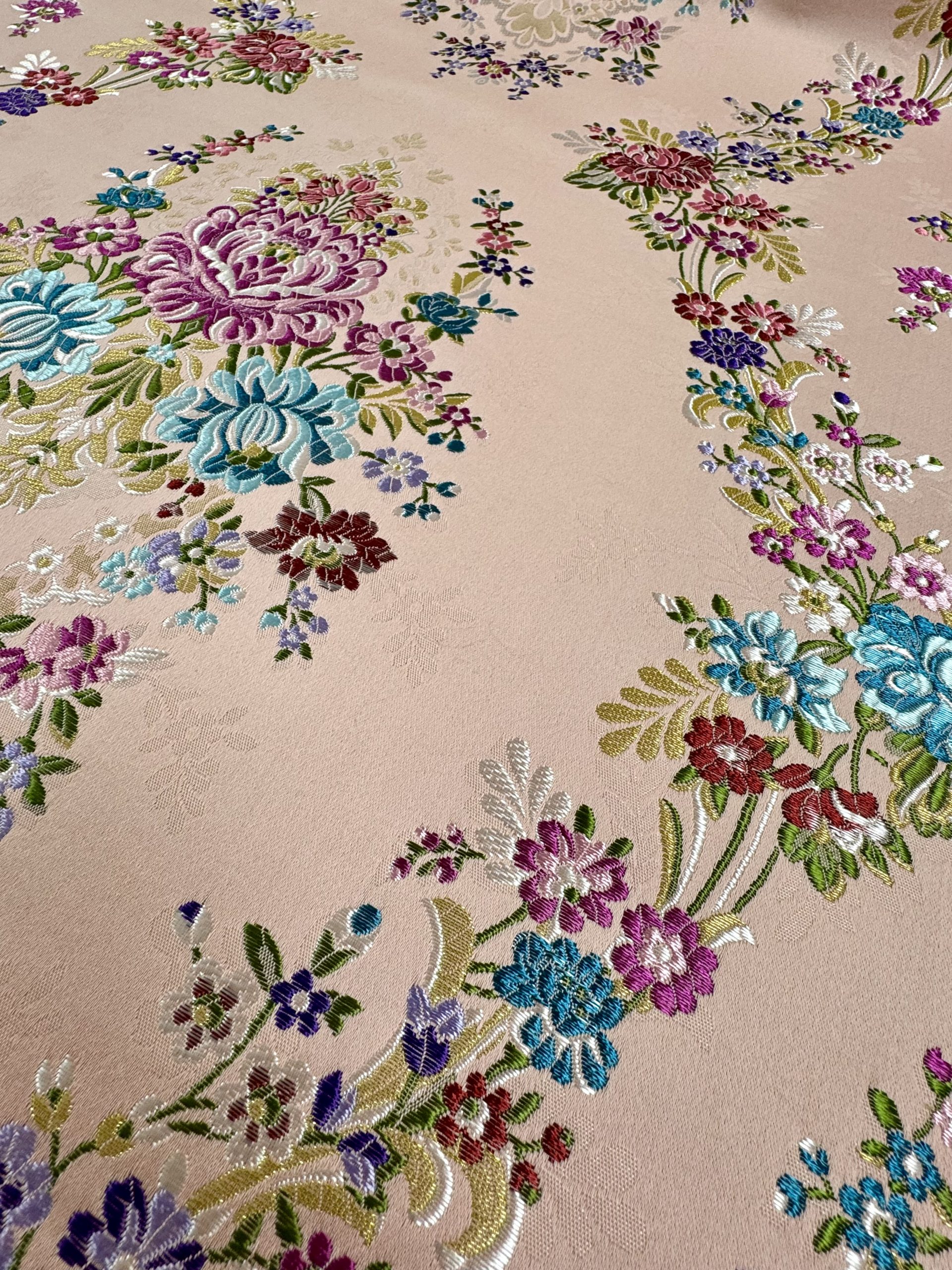 Corte Tela de Fallera Vogue, de venta en Segles Indumentaria Valenciana