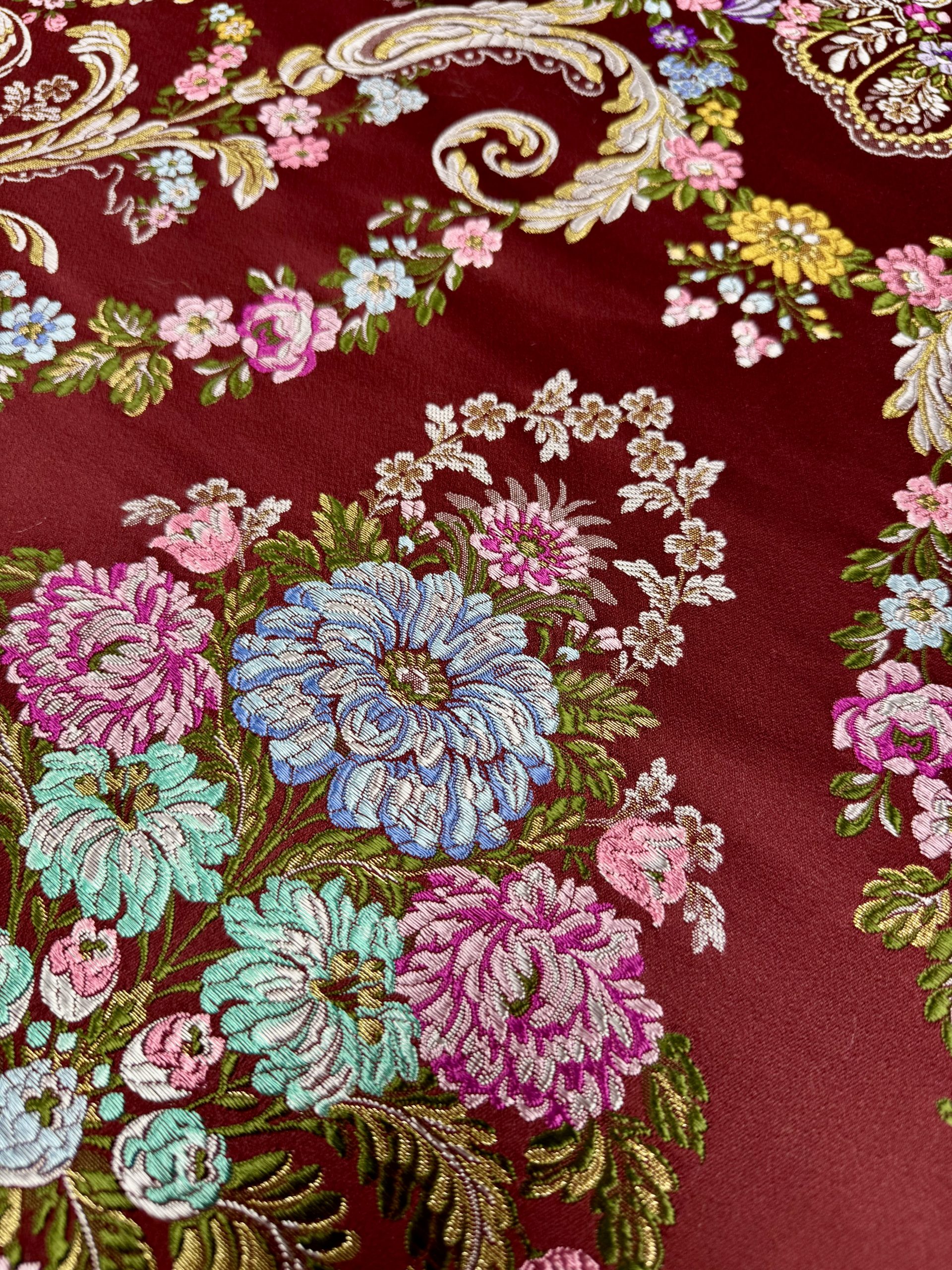 Corte Tela Fallera Tiara, de venta en Segles Indumentaria Valenciana