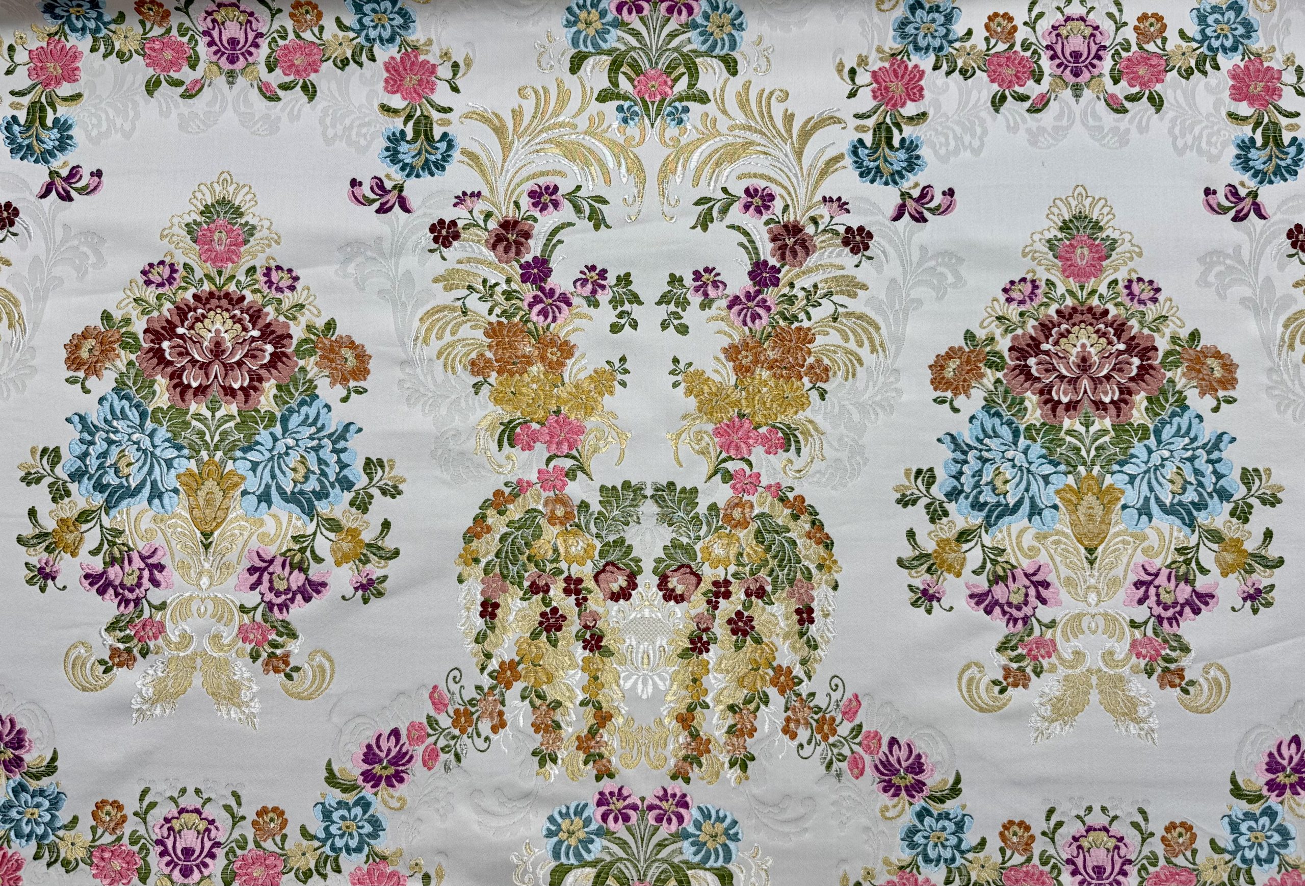 Corte tela de fallera Persefone, de venta en Segles indumentaria