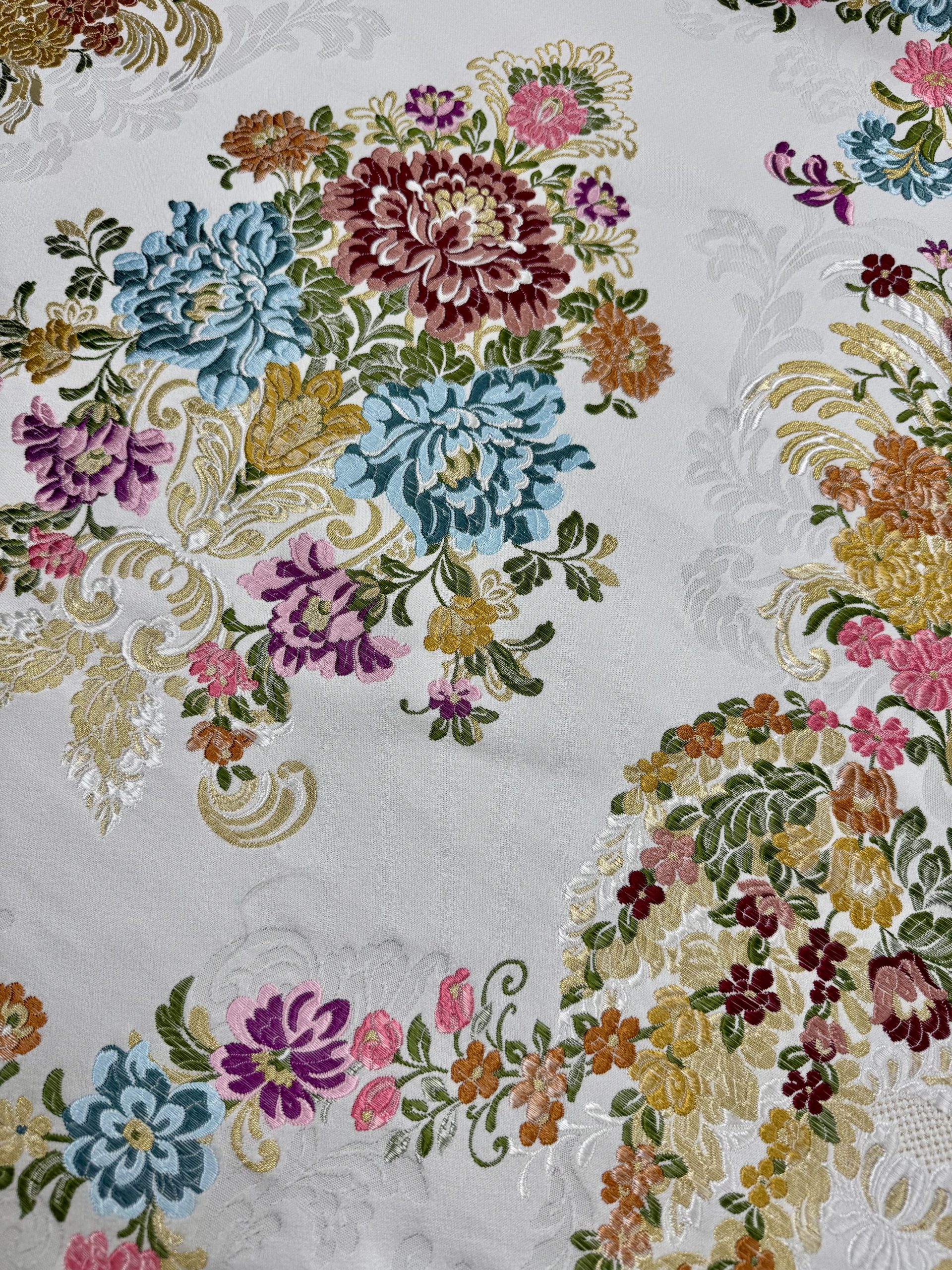 Corte tela de fallera Persefone, de venta en Segles indumentaria